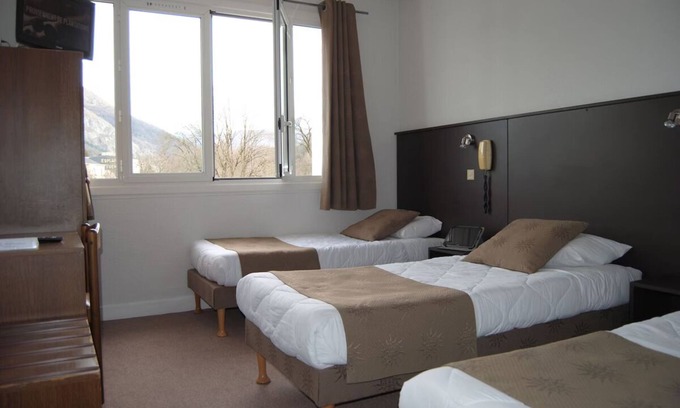 Lourdes Hotel | Dream Stay for Nature Lovers! Cozy & Spacious Unit! Near Top Attractions!