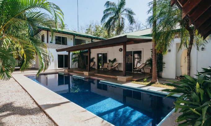 Tamarindo Hotel | Dream Surf House Avellana