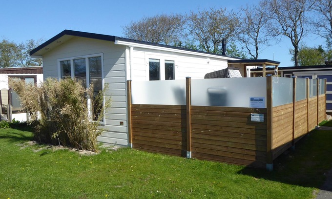 Buren Chalet De Esquí | Vacaciones de ensueño en el nuevo alojamiento en la soleada isla de Ameland en el Mar del Norte