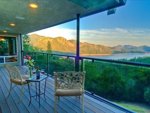 Lakehead Casa | Dream View Lake House