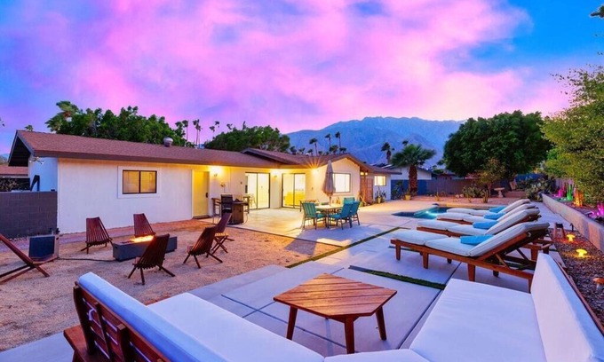 Vista Norte Casa | Dream VIEWS! Pool, spa, + fire pit! 3br, 2ba