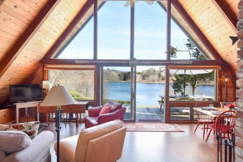 East Orleans Casa | Dream Waterfront A-Frame in Orleans