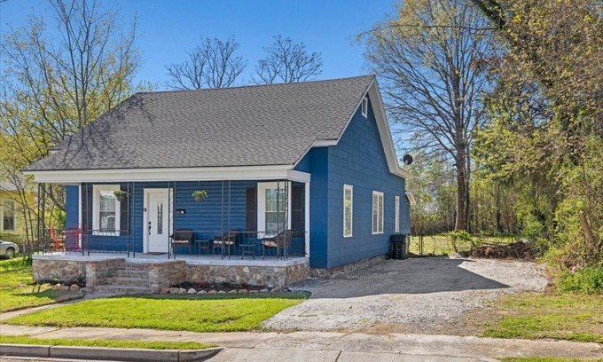 Rock Hill Casa | Dream Weaver is a large renovated mill house