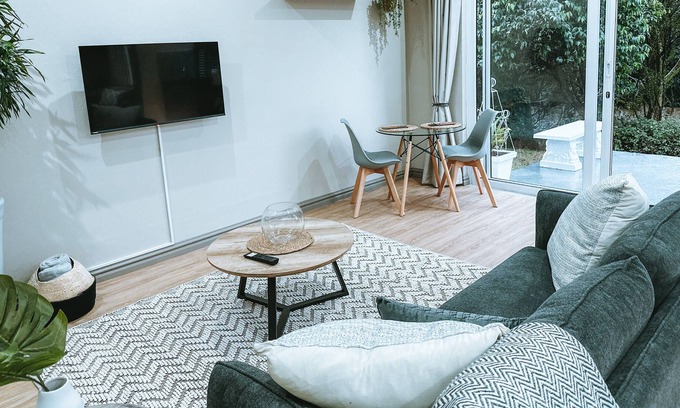 Kloof Apartamento | dreamaway on Everton - Deluxe Private Apartment