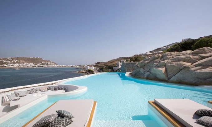 Ornos Hotel | Dreambox Mykonos Suites