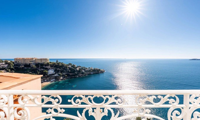 Cap d'Ail Condominio | Dreaming 2-beds Apartment With Panoramic Sea View
