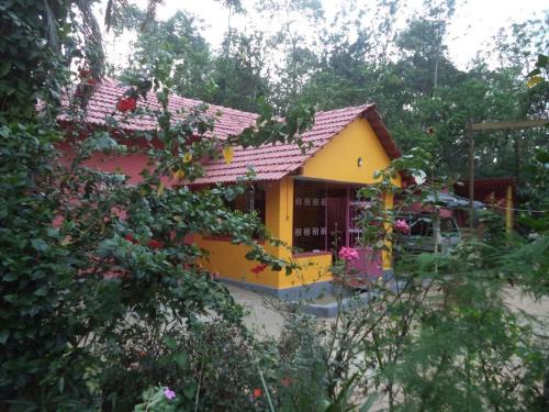 Somvarpet Cama Y Desayuno | dreams home estate stay 2
