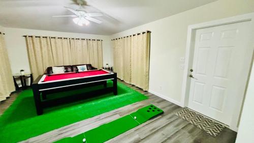 Englewood East Casa | Dreams Rentals 1