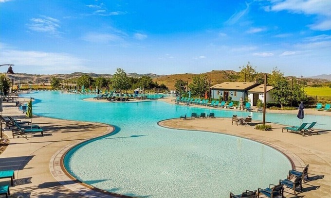 San Juan Capistrano Casa | Dreamy Bloom Enclave Irvine Mountains Sea Pools