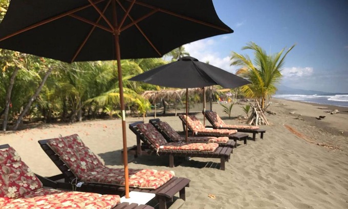 Playa Matapalo Cama Y Desayuno | Dreamy Contentment