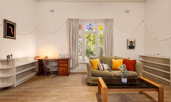 Fairfield Casa | Dreamy Den @ Art House