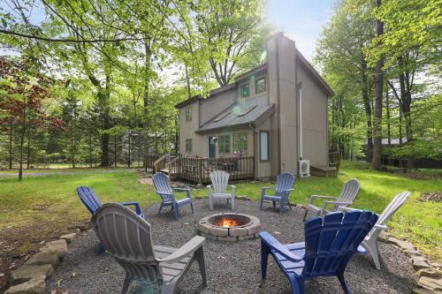 Locust Lake Village Chalet De Esquí | Dreamy Lake House - Fireplace, Firepit & Pet Friendly