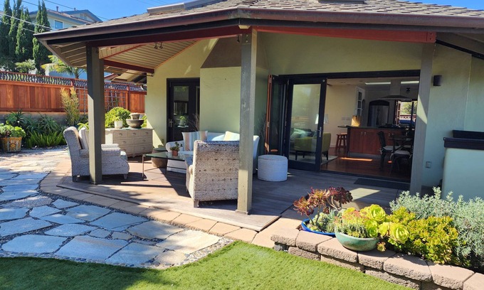 Leucadia Casa | Dreamy, one-of-a-kind beach bungalow on Neptune! Hot tub/2 blocks to beaches.