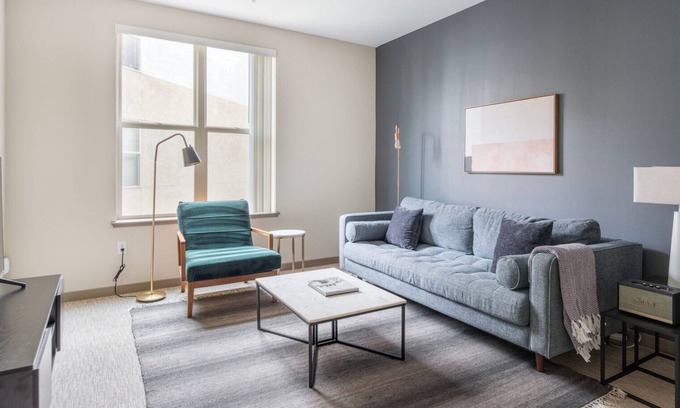 Contra Costa Centre Apartamento | Dreamy Walnut Creek 1BR w/ On-Site Restaurants, nr I-680, by Blueground