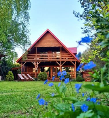 Januszkowo Casa | Drewniany dom z kominkiem, trasą S7 w 2h z Warszawy i Gdanska nad jezioro Mielno