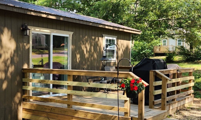 Glenwood Cabina | Driftaway Cabin in Glenwood, AR