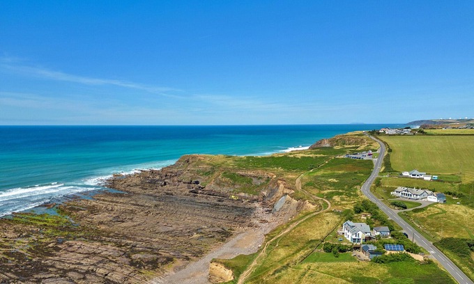 Widemouth Bay Cabina | Bay Views
