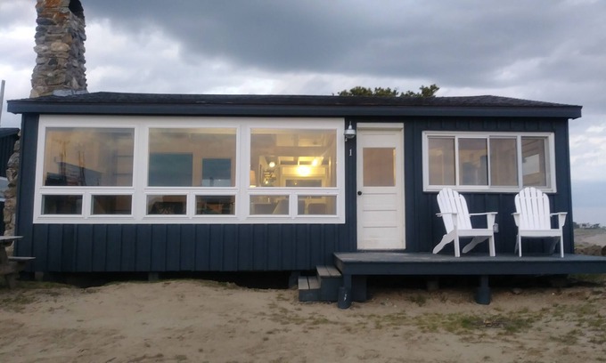 Phippsburg Cabaña | Driftwood Oceanfront Cottage at Popham Beach Espectaculares vistas desde todas las habitaciones