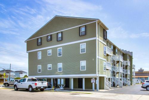 Carolina Beach Apartamento | Driftwood Villa 101 by Carolina Beach Realty