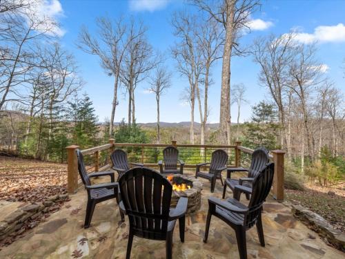 Morganton Casa | Drink Up The View - Full Mountain Views