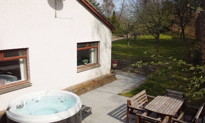 Alvie Cabaña | Druim an Lochain Cottage