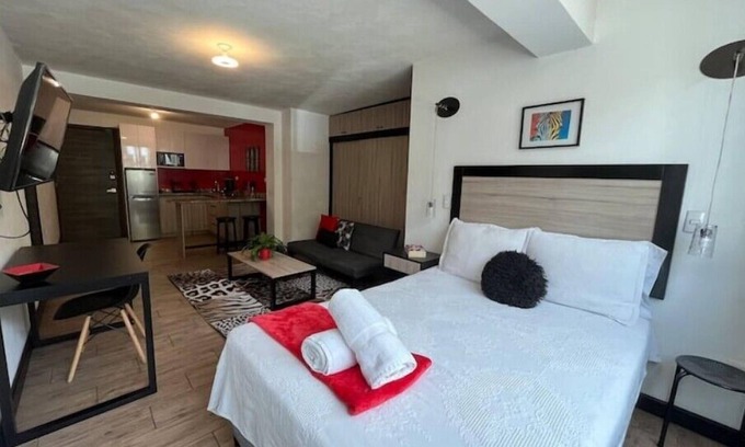 Zona 15 Apartamento | DStja - 2 studios next to each other