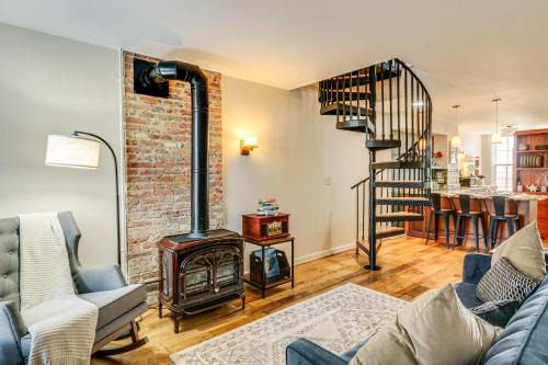 Downtown Casa | Dtwn at Your Door Historic Frederick Gem with Yard!