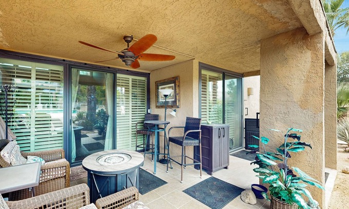 Palm Desert Condominio | Dual-Suite Villa at Ironwood Country Club | Shared Pool & Hot Tub