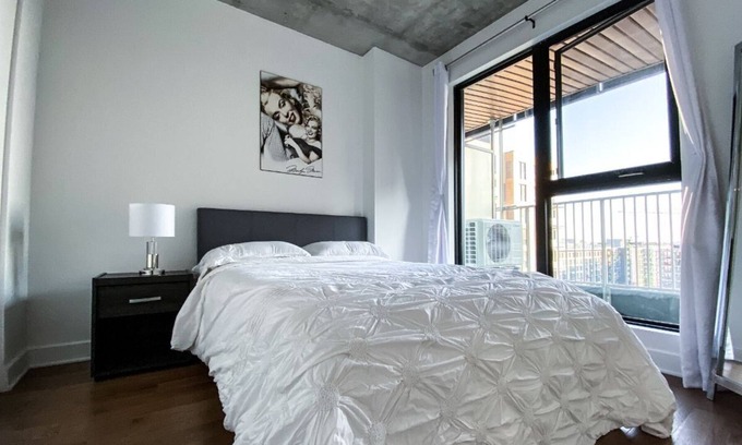 Griffintown Condominio | Dubai style condos in downtown Montreal