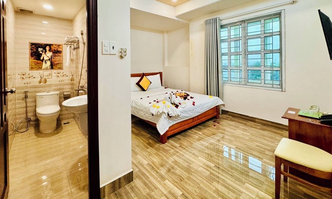 District 12 Hotel | Duc Phuc Hotel