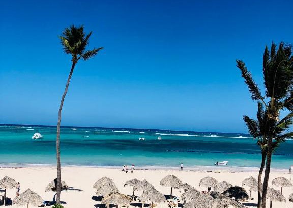 Bavaro Hotel | Ducassi Rooftop Pool Suites Los Corales Beach