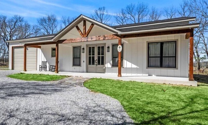 Afton Casa | Duck Creek Wilderness Retreat w/Hot tub, Unbeatable Rates!