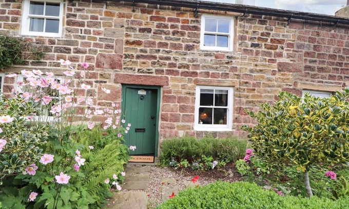 Hurst Green Casa | Duckdown
