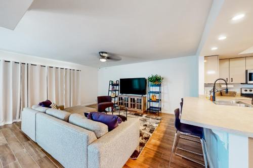 Tempe Casa | Duke Delight