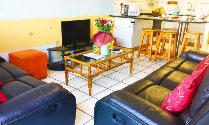 Manaba Beach Apartamento | Dumela Margate Flat No 6