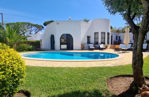 Vale do Garrao Villa | Dunas Douradas Beach Villa