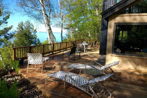 Lake Township Casa | Dune's View