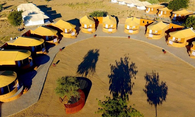 Kanoi Hotel | Dune Safari Sam Desert Camp