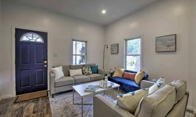 Chesterton Casa | Dunes Home 3 Bedroom I 2 BHR I 2 Living rooms Home | Valpo University | Dunes