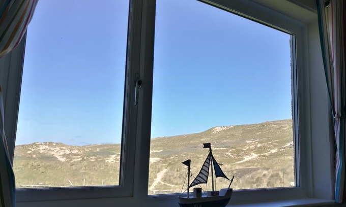 Perranporth Apartamento | Dunes View - Perranporth - Beachside Holiday Apartment. Familia y mascotas