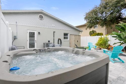 St. Augustine Beach Apartamento | Duneside Bliss - Steps to the Ocean & Mins to DT