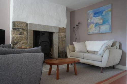 Mabe Casa | Dunlin Cottage