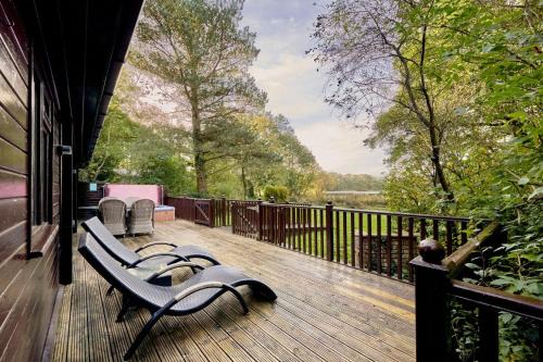Thurstonfield Casa | Dunnock Lodge with Hot-tub