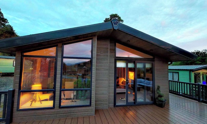 Kilmun Cabina | Dunoon - Coastal Lodge - sleeps 6 - Pet Friendly
