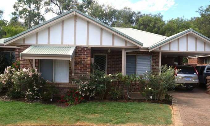 Dunsborough Villa | Seahaven Villa; Tucked in town - Acceso para sillas de ruedas
