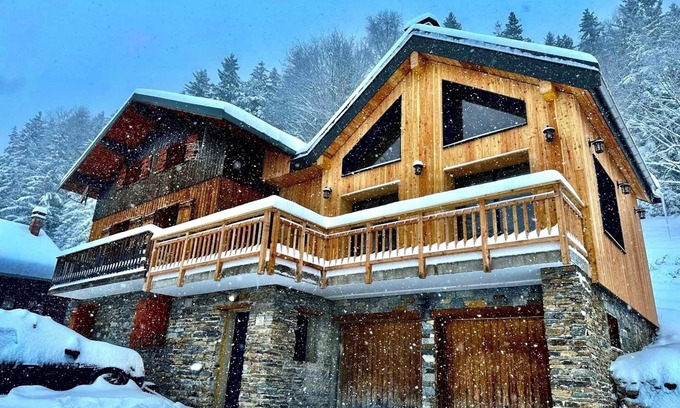 Doucy-Combelouviere Chalet De Esquí | Chalet Doucy-Valmorel 18 personas