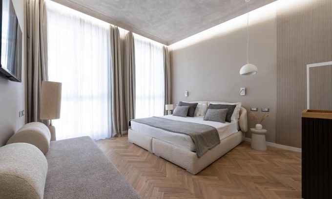 San Babila Casa | Duomo Collection