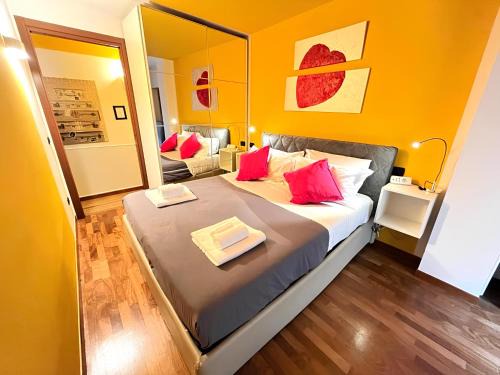 Tricolore Apartamento | Duomo Home and Downtown