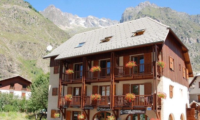 La Chapelle-en-Valgodemard Apartamento | Apartamento dúplex para 6/8 personas, balcón sureste, piscina, jacuzzi