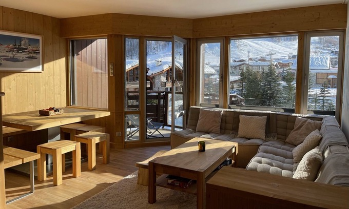 Val-d'Isere Apartamento | Duplex de 70m2 con orientación sur, idealmente ubicado a 250m del inicio de Solaise / Bellevarde